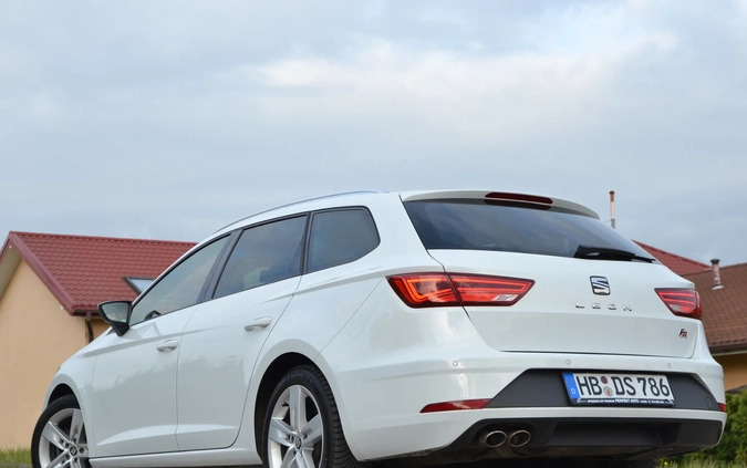 Seat Leon cena 63800 przebieg: 170587, rok produkcji 2017 z Iława małe 781